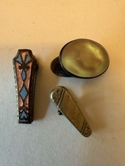 3 Antique Victorian Lingerie Clamp Clips / DECO ENAMELED / MOTHER OF PEARL