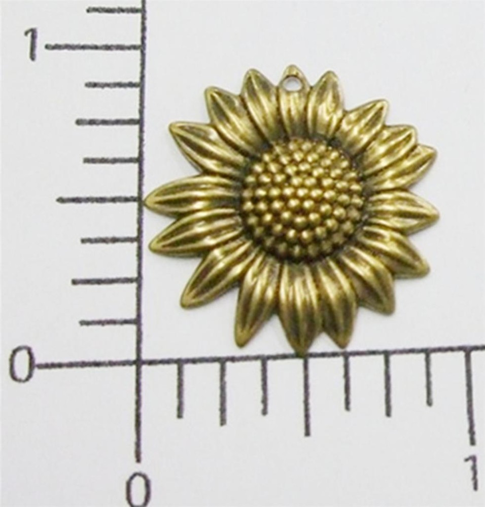 30253 – 2 Pc Flower Jewelry Finding Charm Brass Oxidized