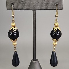 Necklace Pierced Earrings Lot of 2 Black Glass Acrylic Station Gold Tone 48″