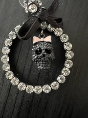 Betsey Johnson Skull Earrings Rare – G2