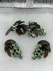 Vtg Austria Brooch Earrings Green Crystals Rhinestones Copper leaves