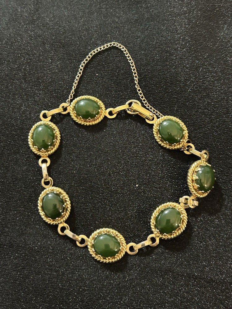Vintage Gold Plated Nephrite Jade Link Bracelet Oval Cabochon Safety Chain 7″