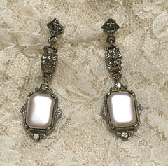 Vintage Art Deco Style Dangle Drop Earrings Silver Tone Pierced Elegant Statemen