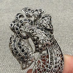 Vintage Brooch Marcasite Silver Tone Bow or Leaf