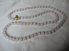 VINTAGE 1980s HAND STRUNG HAND KNOTTED 8mm ROSE QUARTZ 30″ ENDLESS BEAD NECKLACE