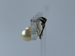 Ciner Vintage Faux 10mm Pearl Gold-Tone Clip-On Earrings Signed 0.6 Inches