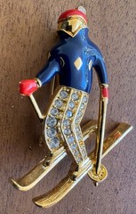 VTG Monet Gold Tone and Enamel Winter Skier Ski Pin Brooch