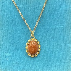 Vintage 12k Yellow Gold Filled Goldstone Pendant Necklace. Goes With Everything