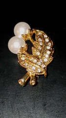 Vintage Goldtone Pin Faux Pearl and Rhinestone Leaf Shape Brooch 1 1/2 inch EUC