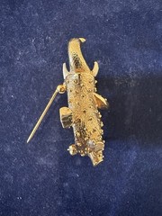 VTG JOMAZ (Josheph Mazer)-ELEPHANT Crystal Rhinestone Figural Pin / Brooch-HaPpY