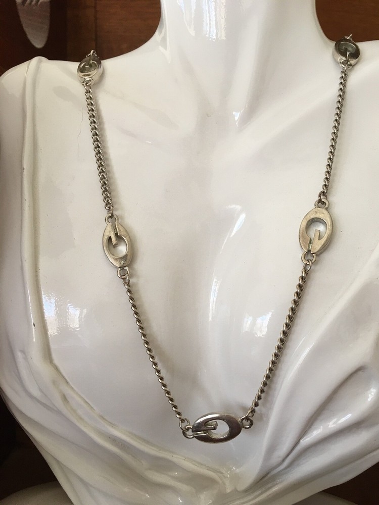 VTG Guess Designer Fashion Necklace Letter G Stations Silver Tone Metal Alloy