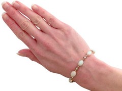 9.50Ct White Opal and 0.24Ct Diamond 15k Yellow Gold Necklace / Bracelet Set