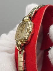 SWISS [N. MINT] 16mm OMEGA Gold Plated 17 JEWELS WORKING WIND UP WATCH Vintage