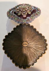 joan rivers jeweled secrets keepsake box Treasured Reverie brooch earrings pin