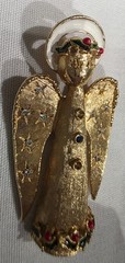 Vintage Angel Rhinestone signed ART Brooch Pin Gold Tone Stunning
