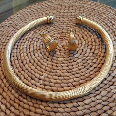 Vintage Monet Goldtone Pierced Wire Hoop Earrings +Twisted Wire Collar Necklace