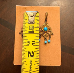 Vintage ART Mode Faux Turquoise Chandelier Earrings – Gold Tone Etruscan Style
