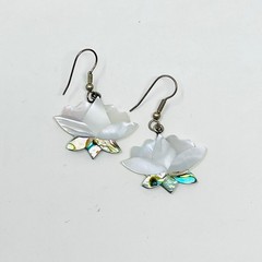 Mother of Pearl Inlay Alpaca Mexico Floral Earrings