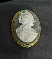 Antique Chalcedony Cameo 14K Gold Brooch/Pendant W/enamel & Emeralds