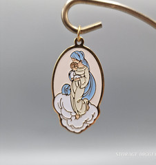 VTG NEW Precious Moments Blessed Art Thou Among Women Pendant 1.75″ x 1″, Rare