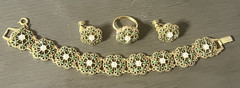Lovely Vintage Goldette Faux Jade & Pearl Bracelet Earrings Ring Set