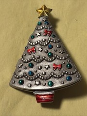 Vintage Cute JJ Christmas Tree Brooch- Opens To Reveal Cat Christmas Scene-Santa