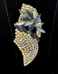 VTG 1950s Gold Tn Multi-Blue NAVETTE & AB Rhinestone SWAG SWOOP Pin Brooch 3.25″
