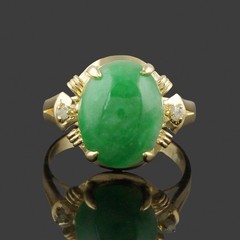 Solid 18K Yellow Gold Green Jade Cabochon & Diamond Estate Cocktail Ring