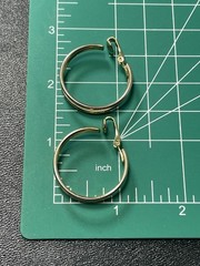 Vintage 1.1” Double Gold Tone Metal Hoop Clip Earrings