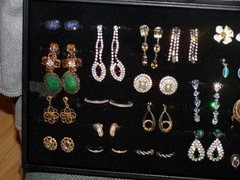 Jewelry Lot Earrings Pierced Rhinestone Metal Elegant Classy 23 pairs (935D)