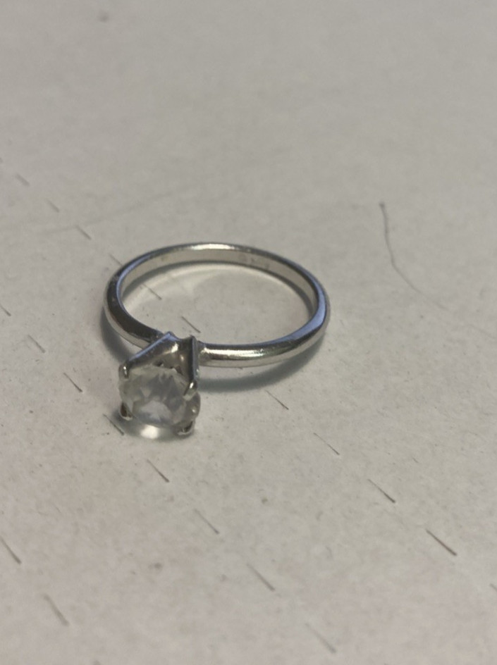 Vintage Uncas Mfg CoFaux Diamond Ring Engagement Solitaire Brilliant / Size 8