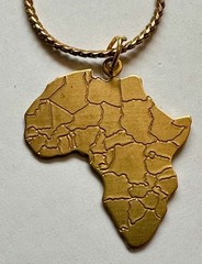 Vintage Africa charm pendant etch countries brass necklace 24″ vtg OR clip on