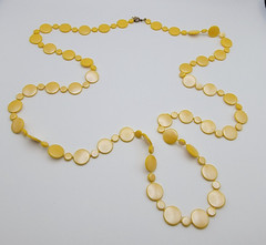 Vintage Yellow Lucite Flat Bead Long Chain Necklace 48 In Gold-Tone Spring Ring