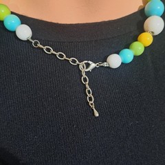 Vintage 1980s Chunky Beaded Necklace Blue, Green, Yellow And White 18 Inches