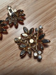 Vintage Delizza Elster Juliana Jewelry Set Brooch Clip On Earrings Orange