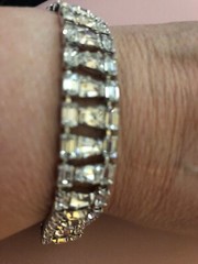 Stunning B david Rhinestone Bracelet Signed Designer Jewelry