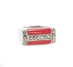 Vintage Sterling Silver Red Jasper Marcasite Pinky Ring size 4.75 flush mounted