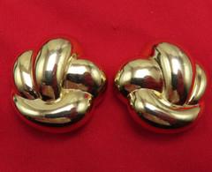F.O. Fernando Originals Earrings Vintage Gold 1.25 in Nuggets Statement 178f