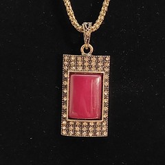 Vintage Plastic Red Stone Necklace 16.5″ With 2.5″ Extender Gold Tone