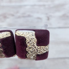 Vintage Clip On Earrings Burgundy & Gold Tone – Condition Issues