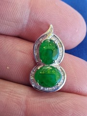 Original EARTH MINED Jadeite JADE DIAMOND Deco Pendant Medallion 18K WHITE GOLD