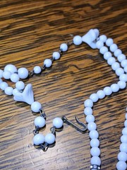 Vintage Early Signed Laguna 2-Strand Wired Center Wht Glass Rhinestone Necklace