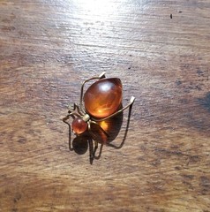 Vintage Russian USSR Baltic Amber Ant Bug Brooch Pin Gold Tone Spider Signed