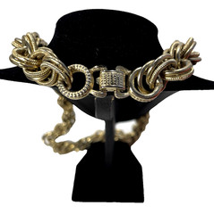 Vtg Oversized Coro Pegasus Rolo Link Chain Necklace Large Gold Tone 26″L