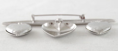 3.25″ NOS OOC VTG JEWELS by PARK LANE BAR w/ HEART DANGLE CHARMS BROOCH/ PIN