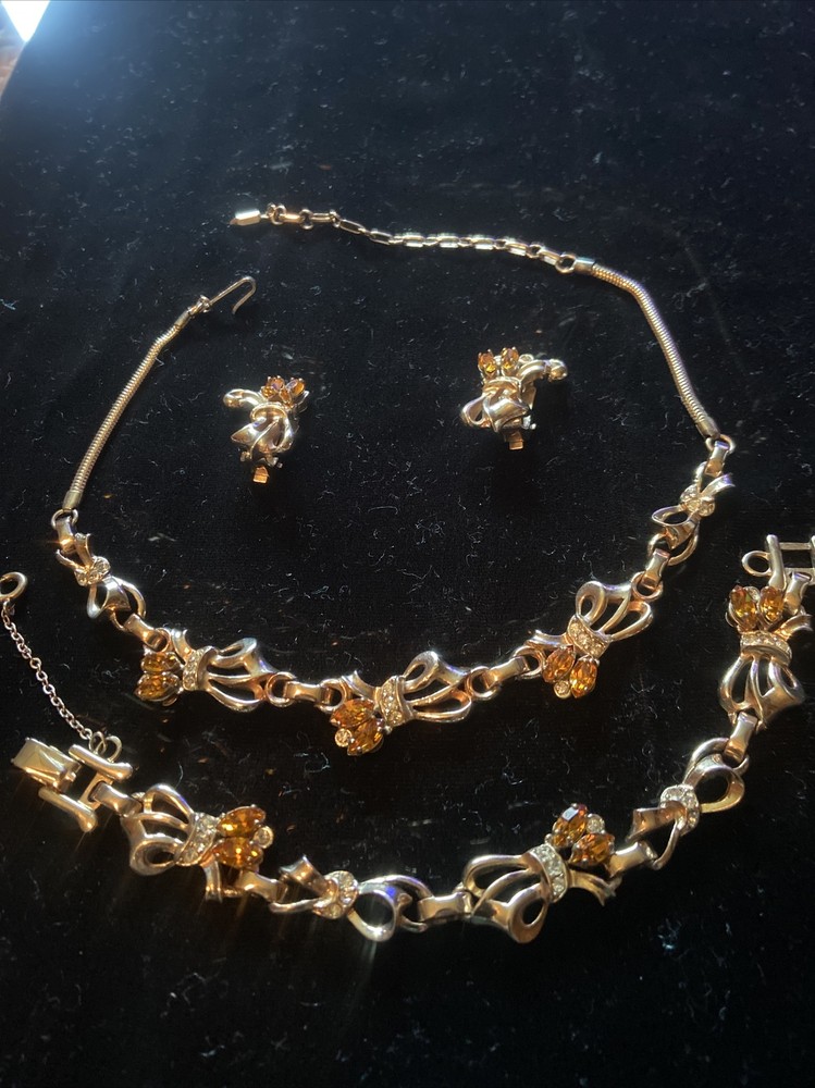 Vintage Barclay Parure Set Gold & Clear Rhinestone Necklace Earrings Bracelet A