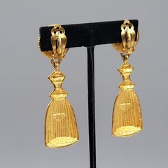 Vintage Ben-Amun Faux Pearl Clip On Earrings Gold Plated Run Way Tassel 3 1/8″