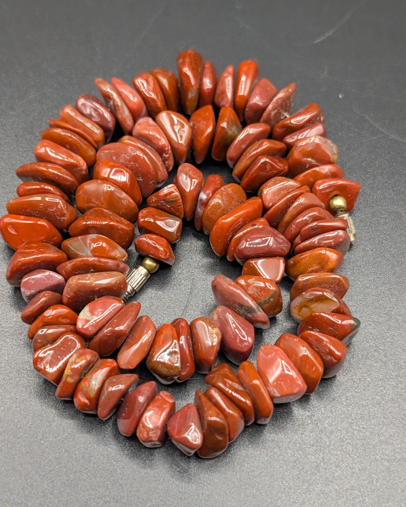 Red Jasper Polished Chunky Chip Bead Necklace