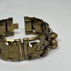High-end Quality Mid Century Russian Gold Oak Leaf Acorn Clamper Bracelet Dangle