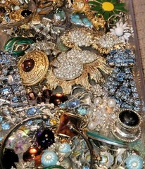 VTG Harvest Craft Repair Wear BEAUTIFUL Rhinestone Jewelry Repair High End Lot